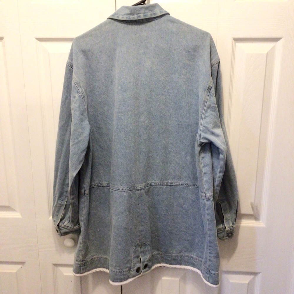 VTG HYPE Womens Light Wash Oversized Denim Shirt Jacket Size Small - Picture 12 of 13